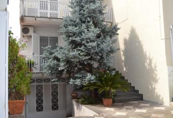 My Angels B&B has Balcony rooms