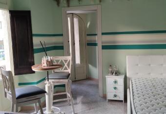 Room Rome has Balcony rooms