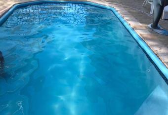 PORTO GALINHAS TODO MOBILIADO 5 minutos a p   da praia has Smoking/Balcony rooms