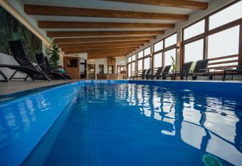 Kotyog   Panzi   has Balcony rooms