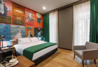 Theory Hotel allows 18 year olds to book a room