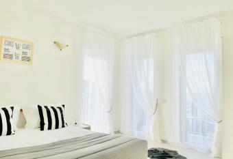 Forest ApartHotel Cluj has Balcony rooms