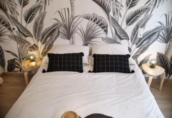 Villa Emilie & Perrine has Balcony rooms