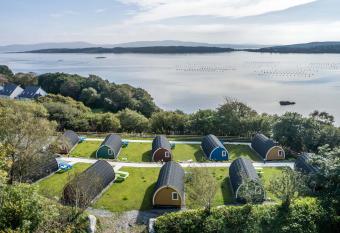 Berehaven Pods has Balcony rooms
