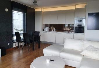 Kirsimammu korter allows 18 year olds to book a room