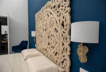 Ursino s Luxury has rooms with a private hot tub