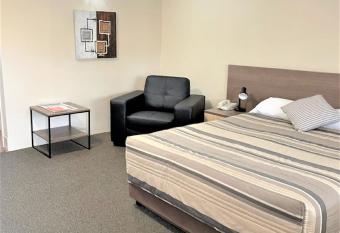 Milgate Motel allows 18 year olds to book a room