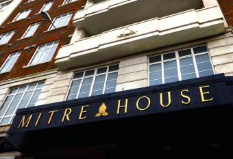 Luxury 2-Bed Apartment In Central Brighton has Balcony rooms