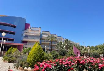 Atico con solarium privado en Aguamarina has Balcony rooms