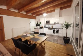 BeeHome Apartment has Balcony rooms