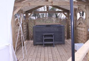 Little River Glamping has Balcony rooms