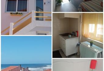 CASA do BATOR  U T1 e T3 - BUARCOS 120 MT PRAIA has Balcony rooms