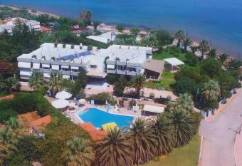 Batis Hotel has Balcony rooms