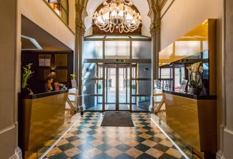 Hotel Museum Budapest has Balcony rooms