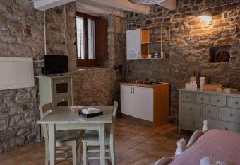 Il Rifugio di Bomar has Balcony rooms