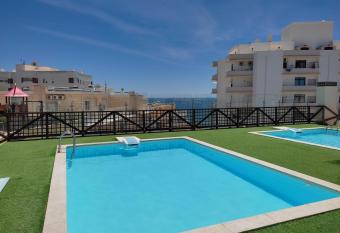 1B Terrace - Casas & Papeis has Balcony rooms