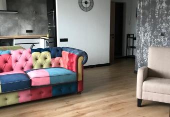 1        ,8   allows 18 year olds to book a room