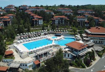 Sozopol Comple   Santa Marina,private apartments allows 18 year olds to book a room
