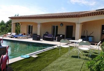 Villa Les Marmottes has Balcony rooms