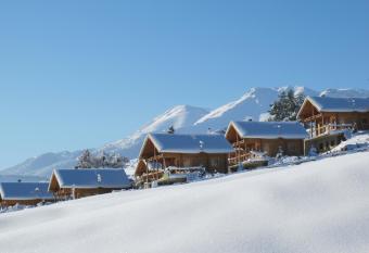            Mountain Resort has Balcony rooms