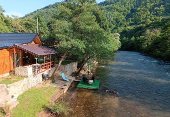 Cottage Auto Camp Vinac has Balcony rooms
