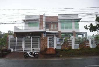 La Casa Vacanze PH Private villa w/ swimming pool has Balcony rooms