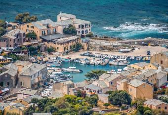 H  tel de la jet  e has Balcony rooms