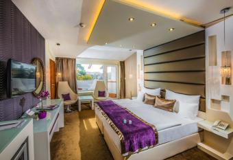 Residence Hotel Balaton has Balcony rooms