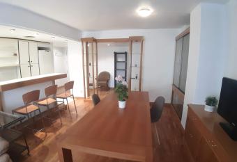 Plaza PUERTA NUEVA has Balcony rooms