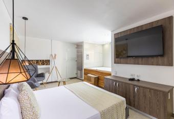 Hotel Velero allows 18 year olds to book a room
