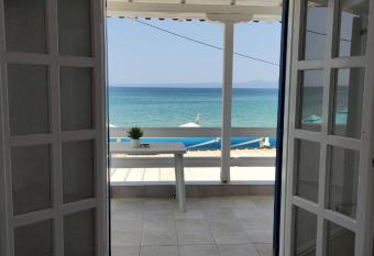 Superior Beach has Balcony rooms