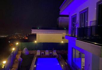 Villa Mila has Balcony rooms