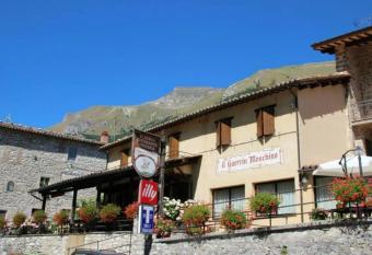 Guerrin Meschino has Balcony rooms