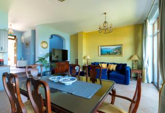 Luxury 3-bedroom villa in Sozopolis with sea view has Balcony rooms