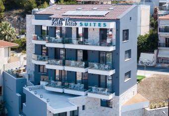Kali Thea Suites has Balcony rooms