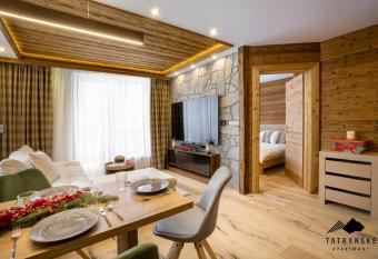 Luxusn   Apartm  n Kuku  ka Residence - Tatransk   Apartm  ny allows 18 year olds to book a room