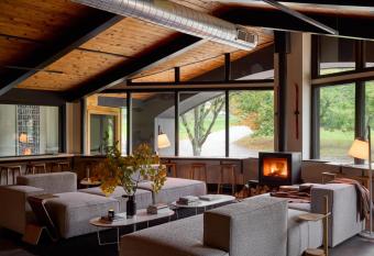 T  lta Lodge, a Bluebird by Lark has Balcony rooms