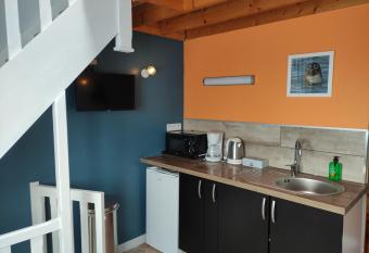 L Anse Noire allows 18 year olds to book a room