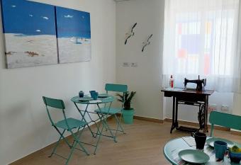 Il vicolo di Clara B&B has Balcony rooms