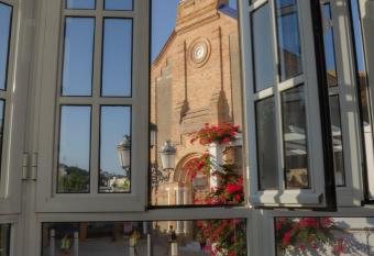 Hostal Atalaya has Balcony rooms