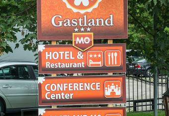 Gastland M0 Hotel & Conference Center allows 18 year olds to book a room