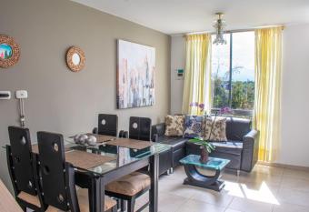 casa privada cerritos pereira has Balcony rooms