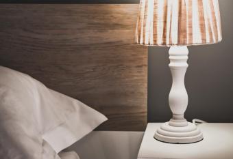 La Casina B&B has Balcony rooms