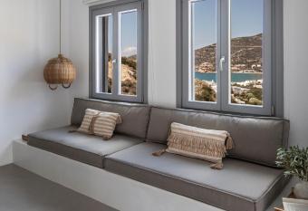 Nesea Sifnos - Luxury Residences allows 18 year olds to book a room