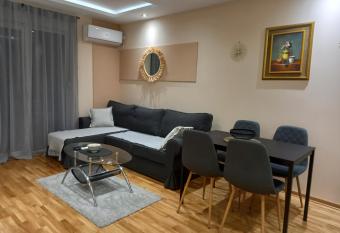 Apartman Lux Lila,Sneznik has Balcony rooms