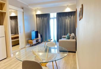 519 Menlyn Maine Trilogy allows 18 year olds to book a room