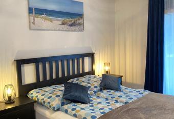 International 5 has Balcony rooms