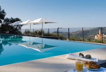 Arco del Mare - swimming pool with nice sea view has Balcony rooms
