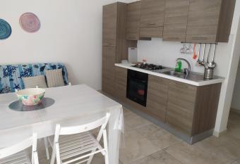 viagozzanotredici has Balcony rooms