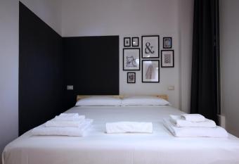 Castle House BnB allows 18 year olds to book a room